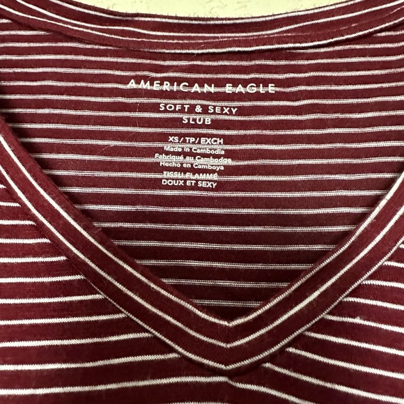 💥4/$10💥 XS American Eagle Striped Long Sleeve - Picture 2 of 3